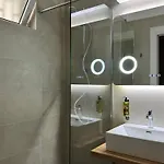Moma Urban 3*